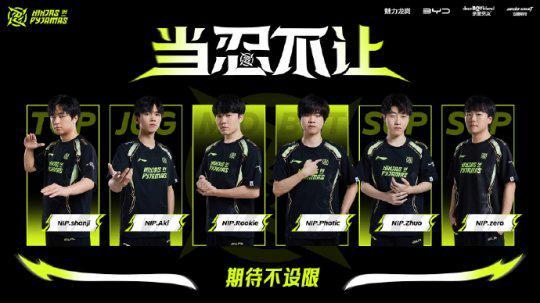 内线得分效率惊人！前鹈鹕内线在澳大利亚队的价值或被低估